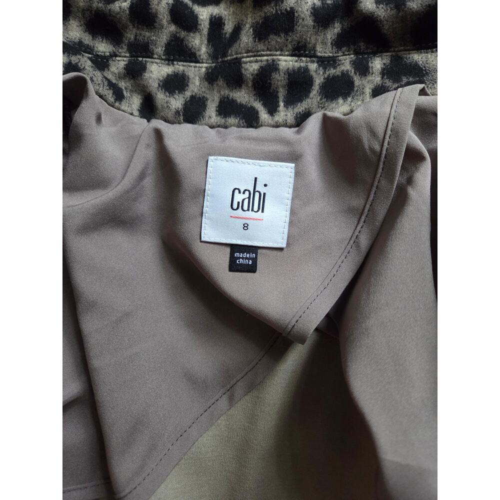 🐆 CAbi Leopard Print Blazer with Back Bow Detail – Size 8 - Picture 5 of 6